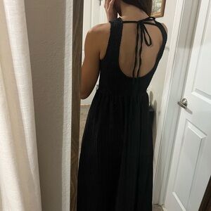Elegant Black Sleeveless Dress